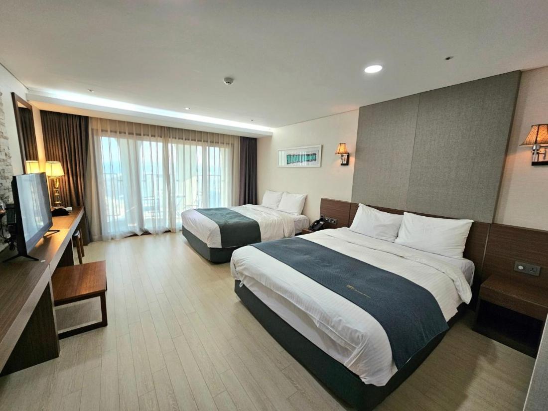 Hotel Thesoom Forest ยงอิน ภายนอก รูปภาพ